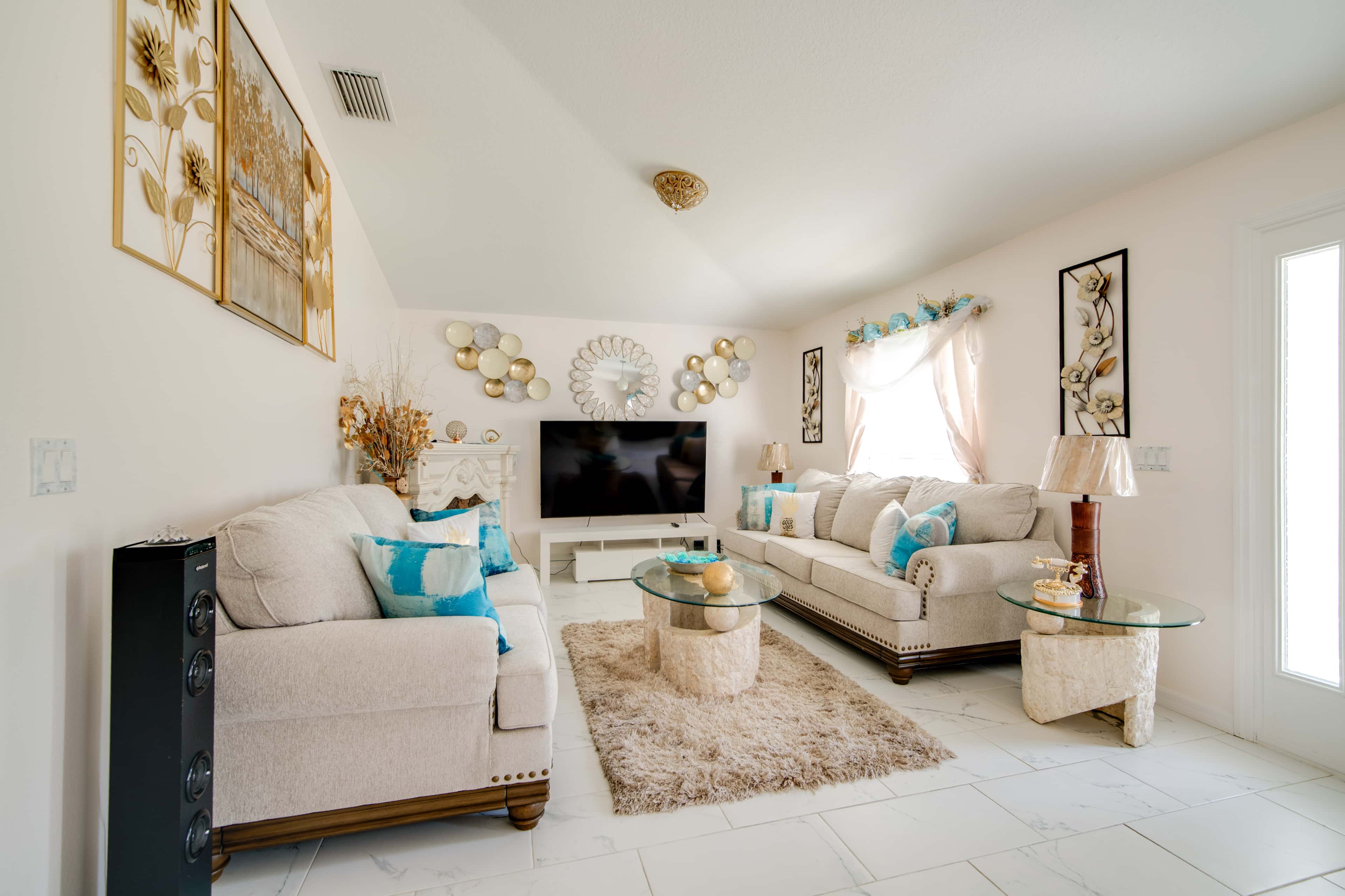 Beautiful, Immaculate & Cozy Home in Nice Neighbor