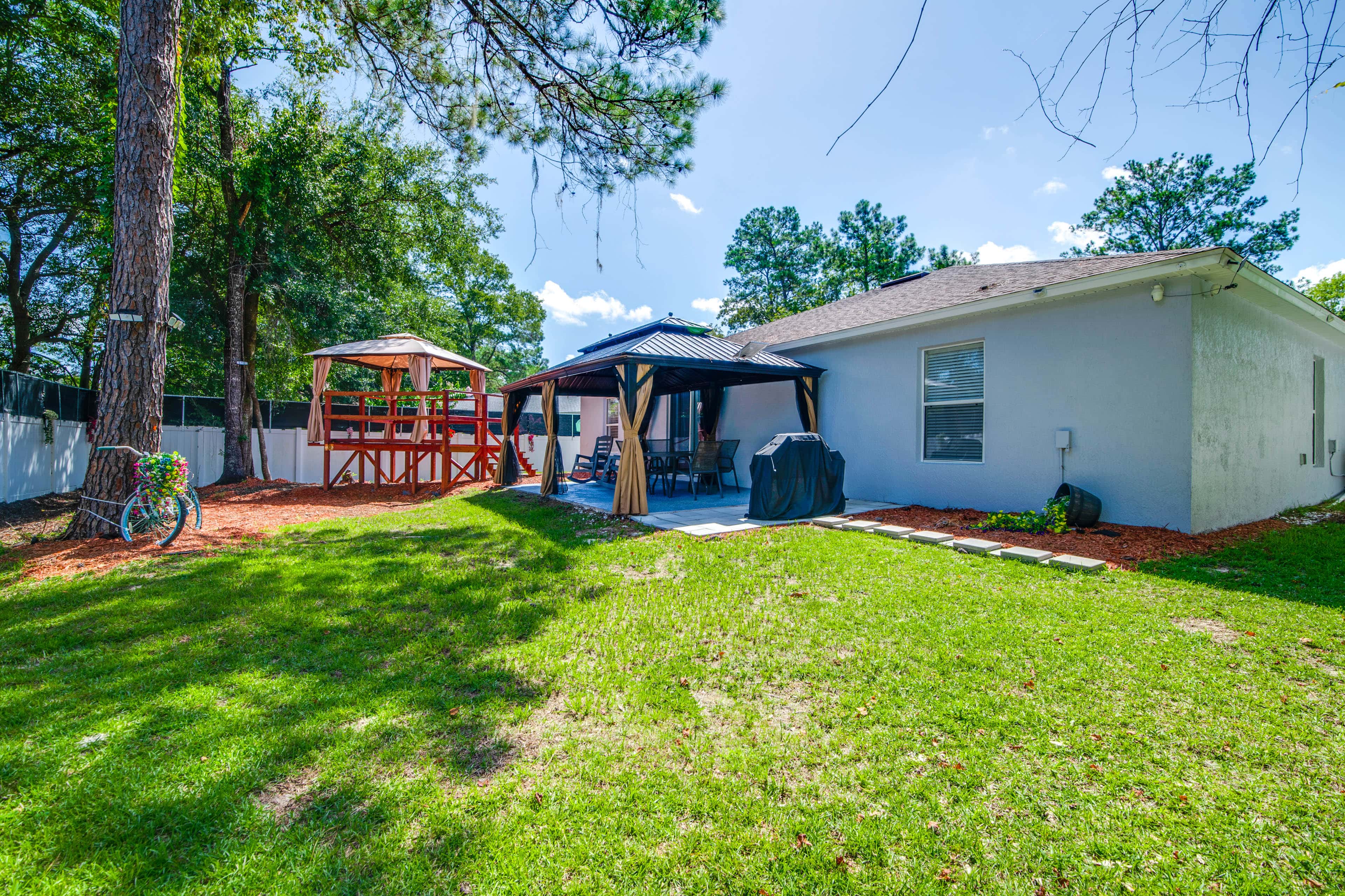 Beautiful, Immaculate & Cozy Home in Nice Neighbor
