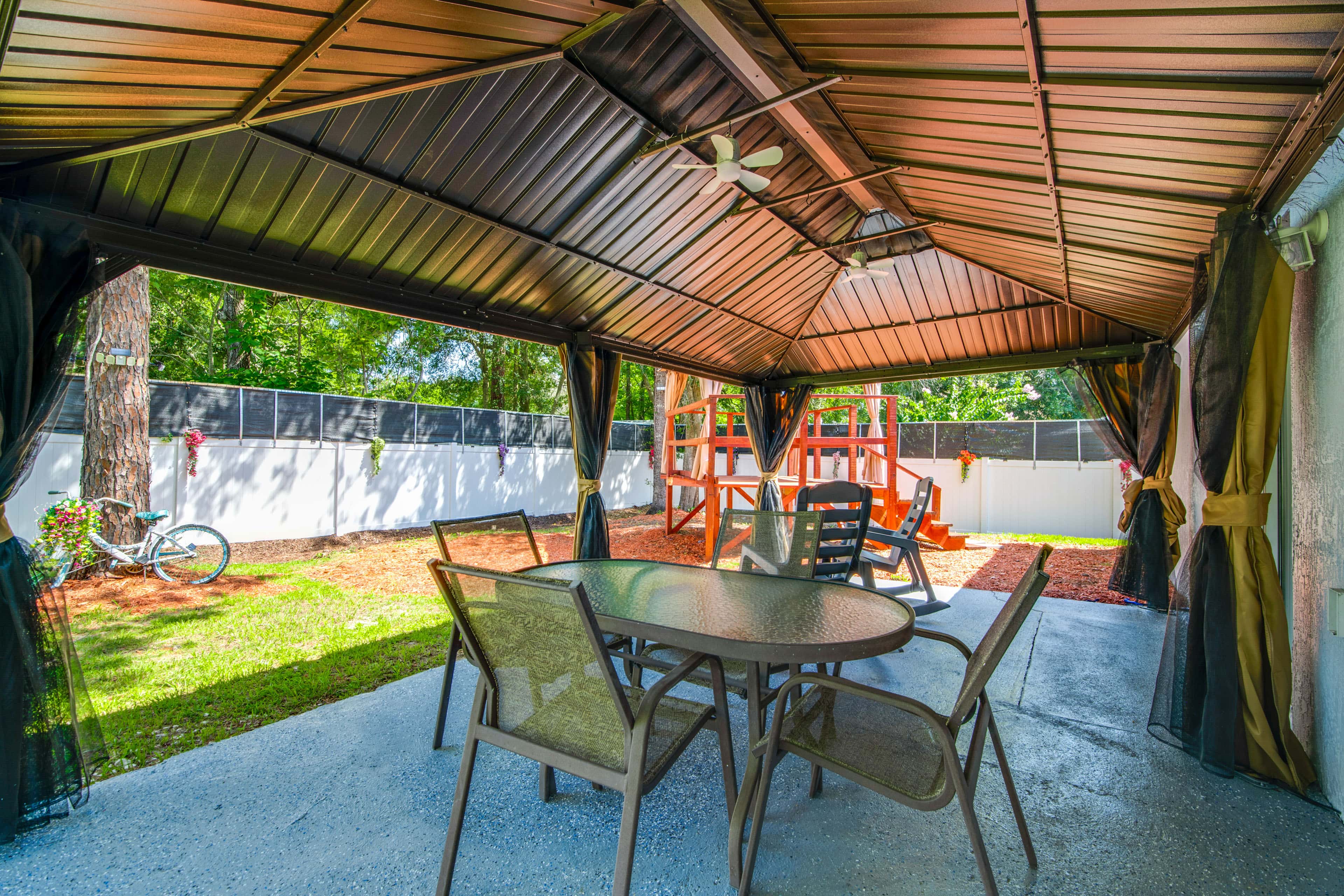 Beautiful, Immaculate & Cozy Home in Nice Neighbor
