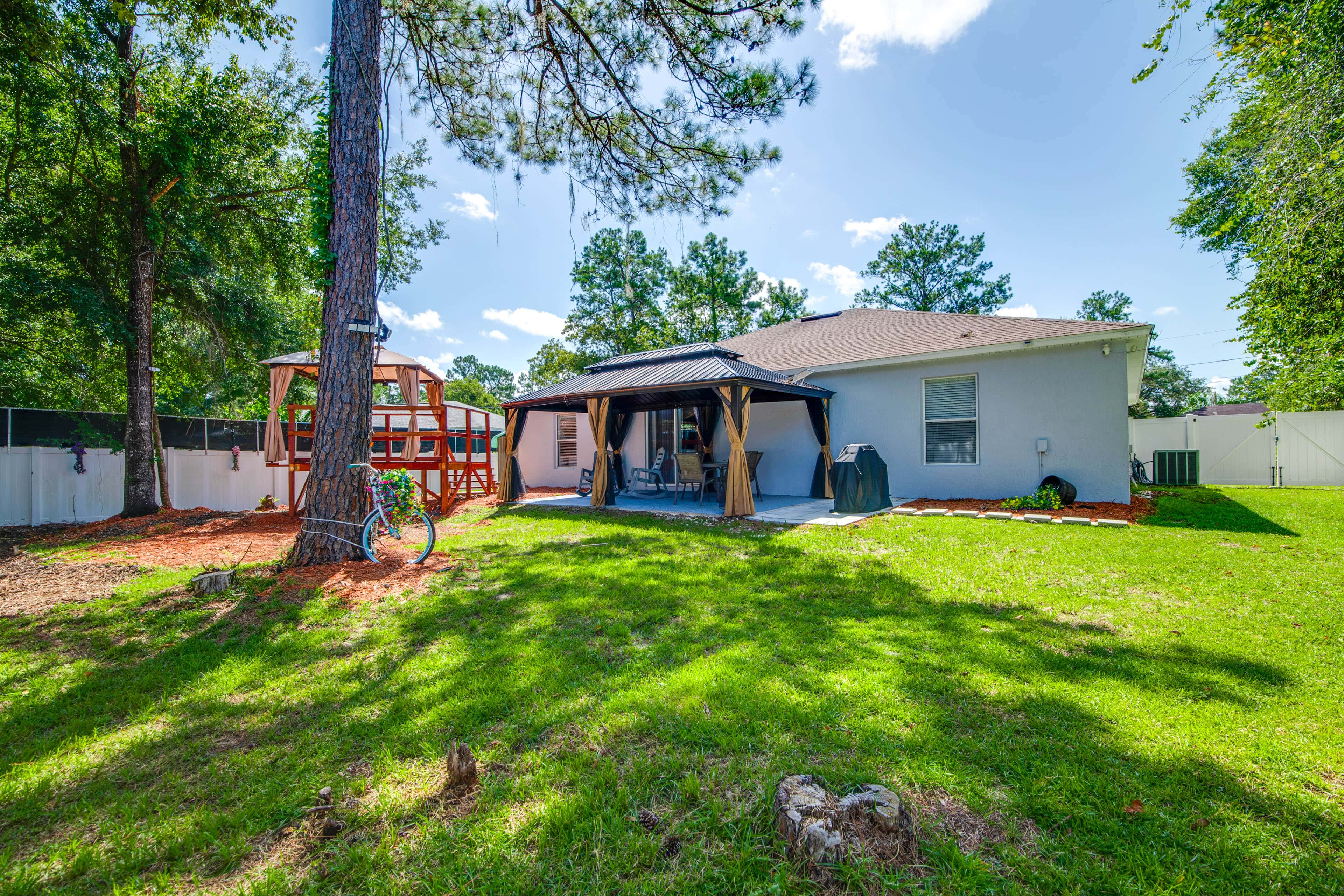 Beautiful, Immaculate & Cozy Home in Nice Neighbor
