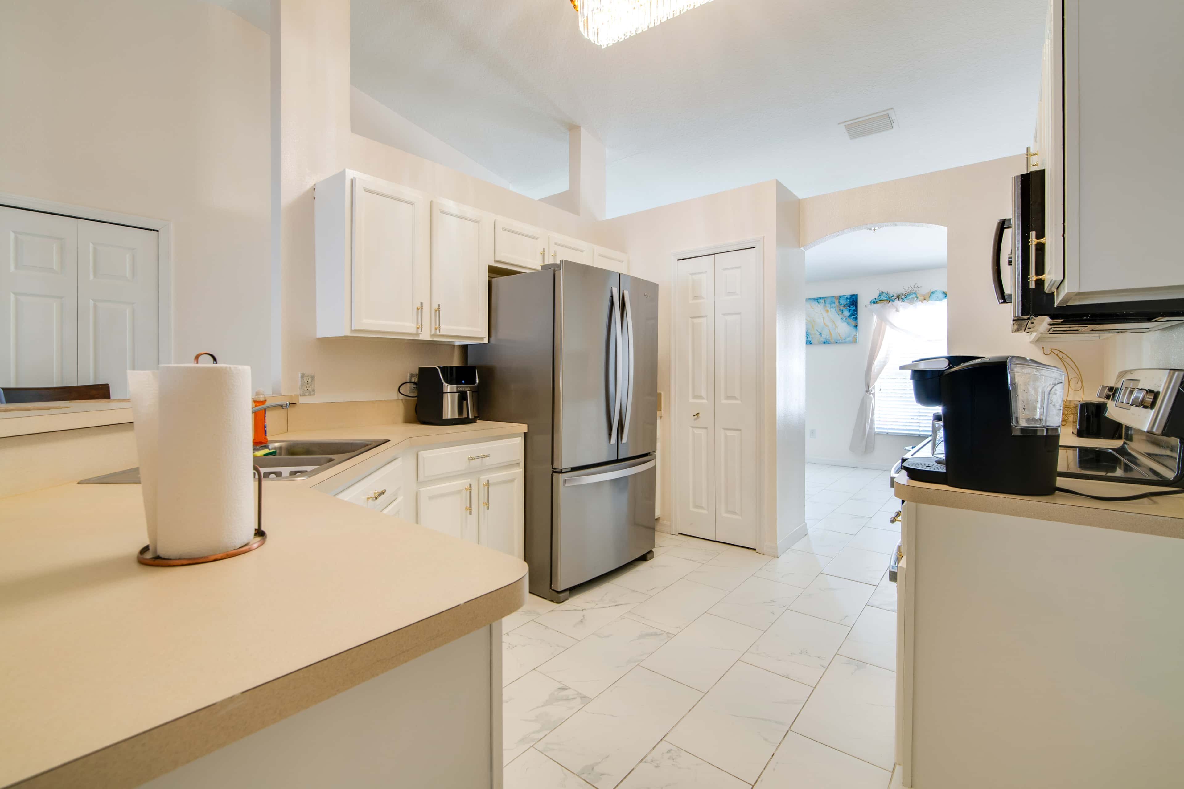 Beautiful, Immaculate & Cozy Home in Nice Neighbor