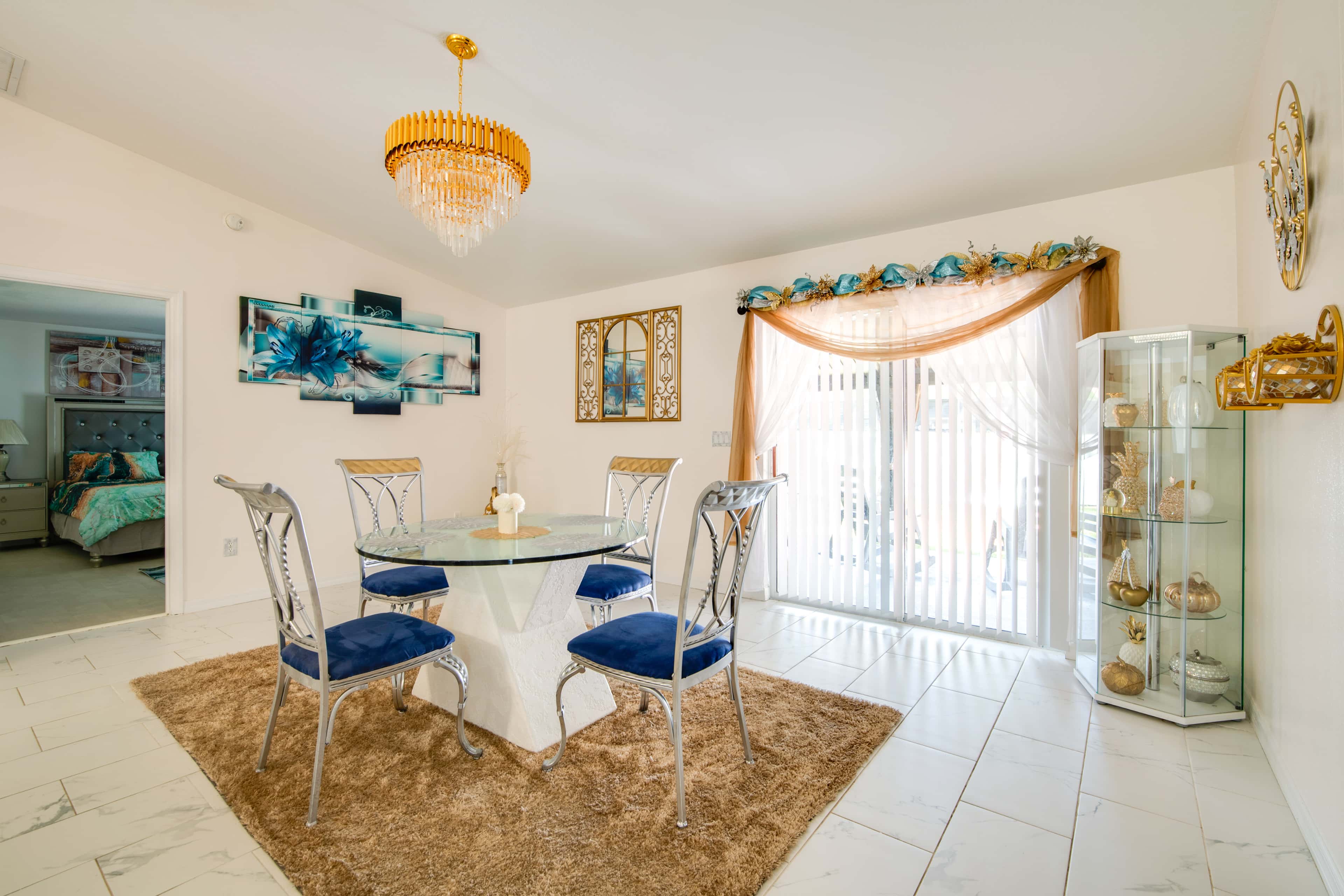 Beautiful, Immaculate & Cozy Home in Nice Neighbor