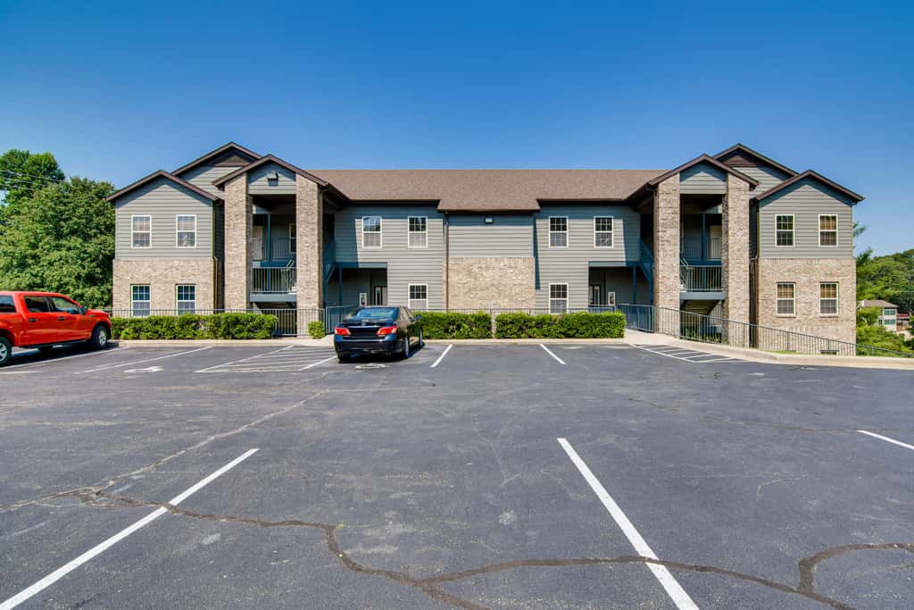 Charming Golf Resort Oasis Near Silver Dollar City