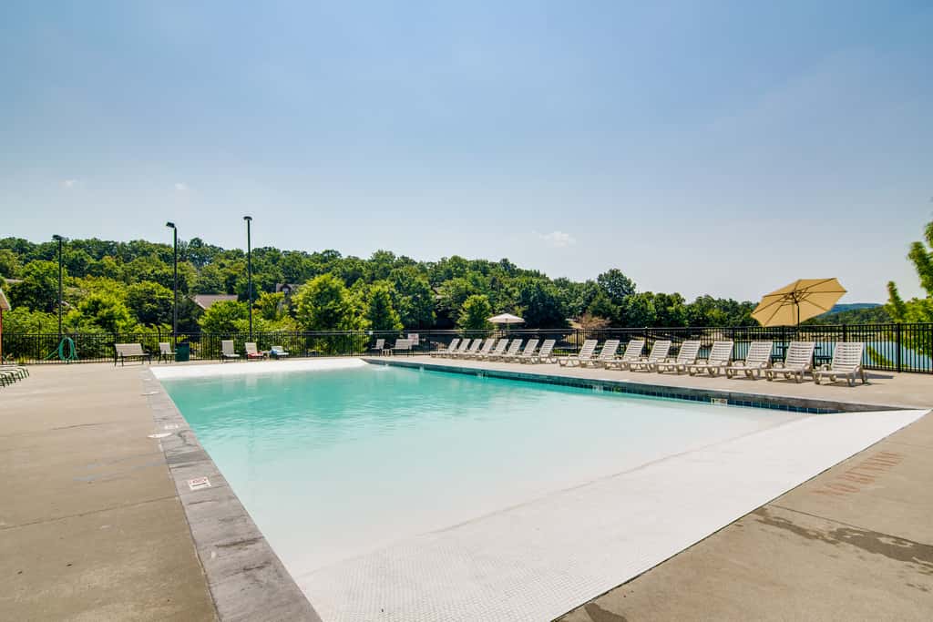 Charming Golf Resort Oasis Near Silver Dollar City