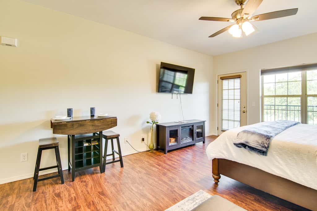 Charming Golf Resort Oasis Near Silver Dollar City