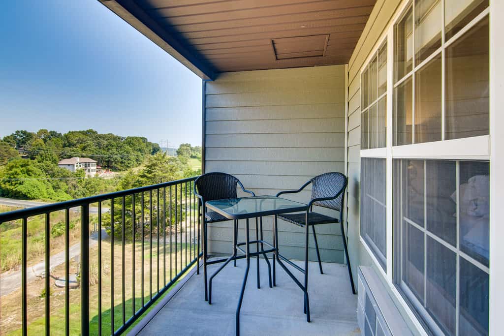 Charming Golf Resort Oasis Near Silver Dollar City