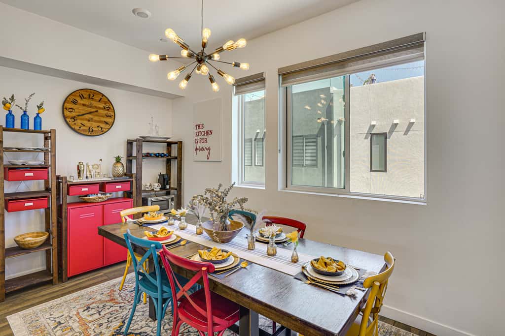 2 Mi to Cabrillo Beach: Luxe LA Gem w/ Balcony