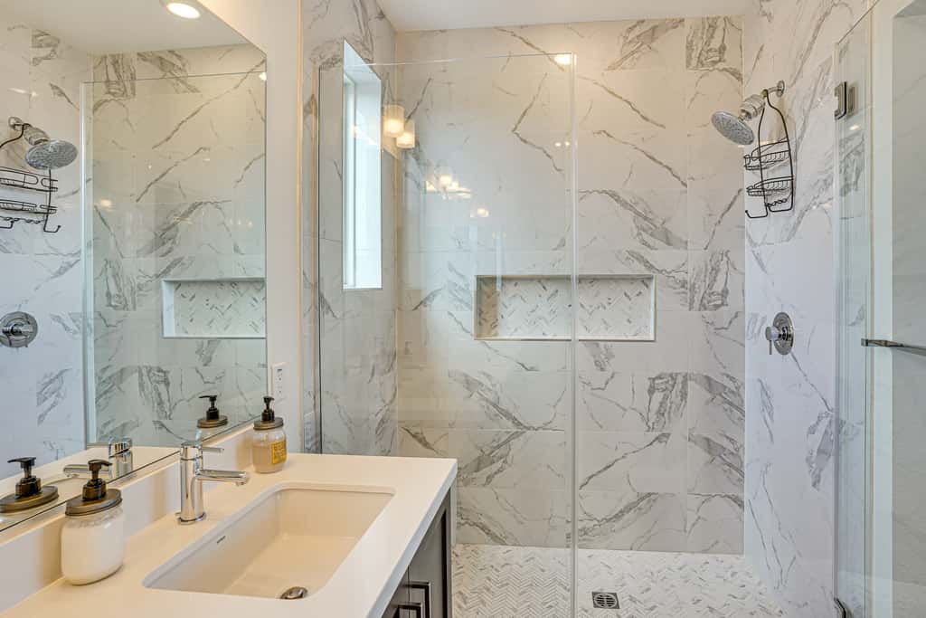 2 Mi to Cabrillo Beach: Luxe LA Gem w/ Balcony