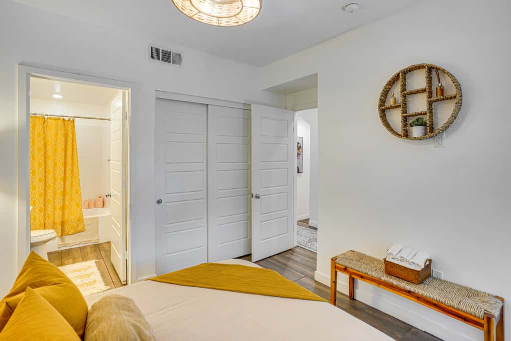 2 Mi to Cabrillo Beach: Luxe LA Gem w/ Balcony