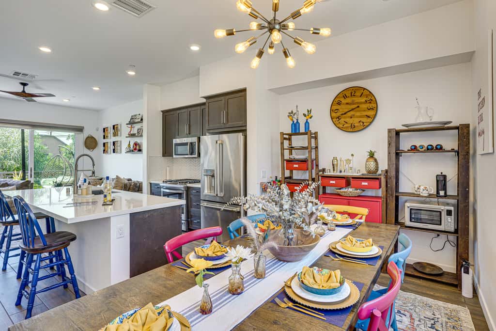 2 Mi to Cabrillo Beach: Luxe LA Gem w/ Balcony