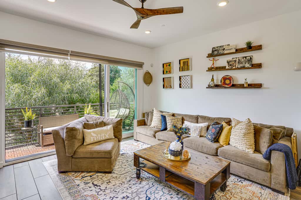 2 Mi to Cabrillo Beach: Luxe LA Gem w/ Balcony