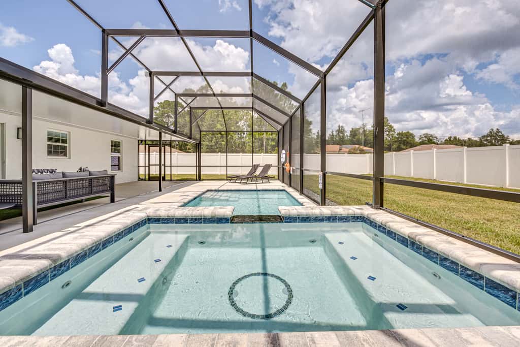 Arcade Games, Lanai & Spa: Summerfield Family Home