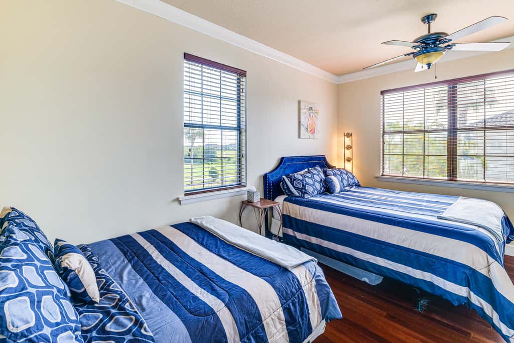 8 Mi to Disney: Pet-Friendly Apt w/ Resort Perks