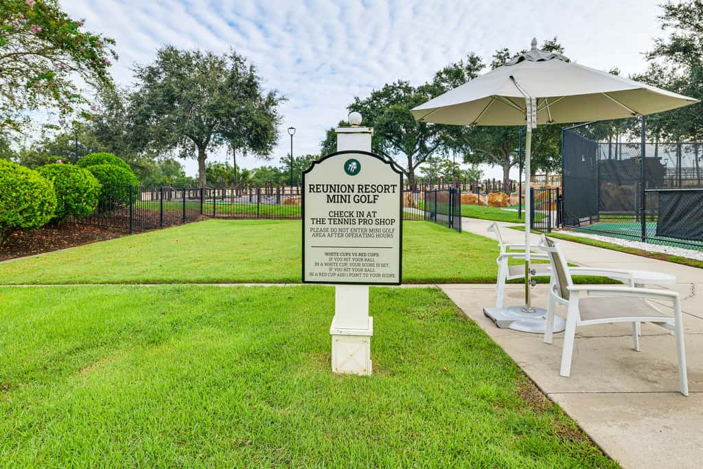 8 Mi to Disney: Pet-Friendly Apt w/ Resort Perks