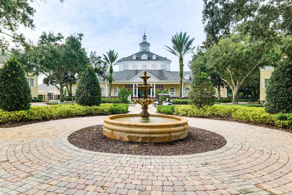 8 Mi to Disney: Pet-Friendly Apt w/ Resort Perks