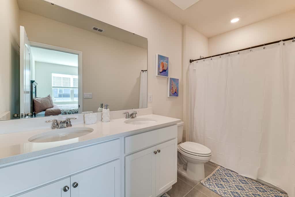 2 Mi to Dtwn: Newly Built Townhome in Davenport