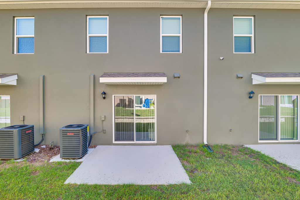 2 Mi to Dtwn: Newly Built Townhome in Davenport