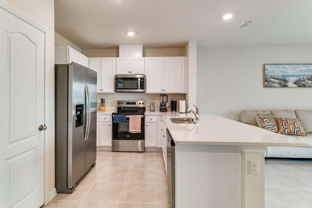2 Mi to Dtwn: Newly Built Townhome in Davenport