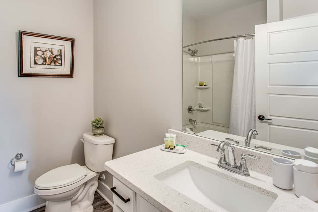 Family Getaway in Calabash w/ Pool; 9 Mi to Beach