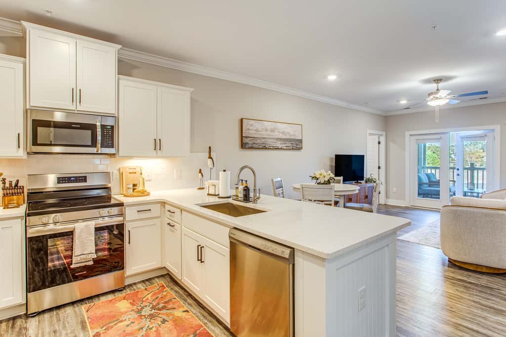 Family Getaway in Calabash w/ Pool; 9 Mi to Beach