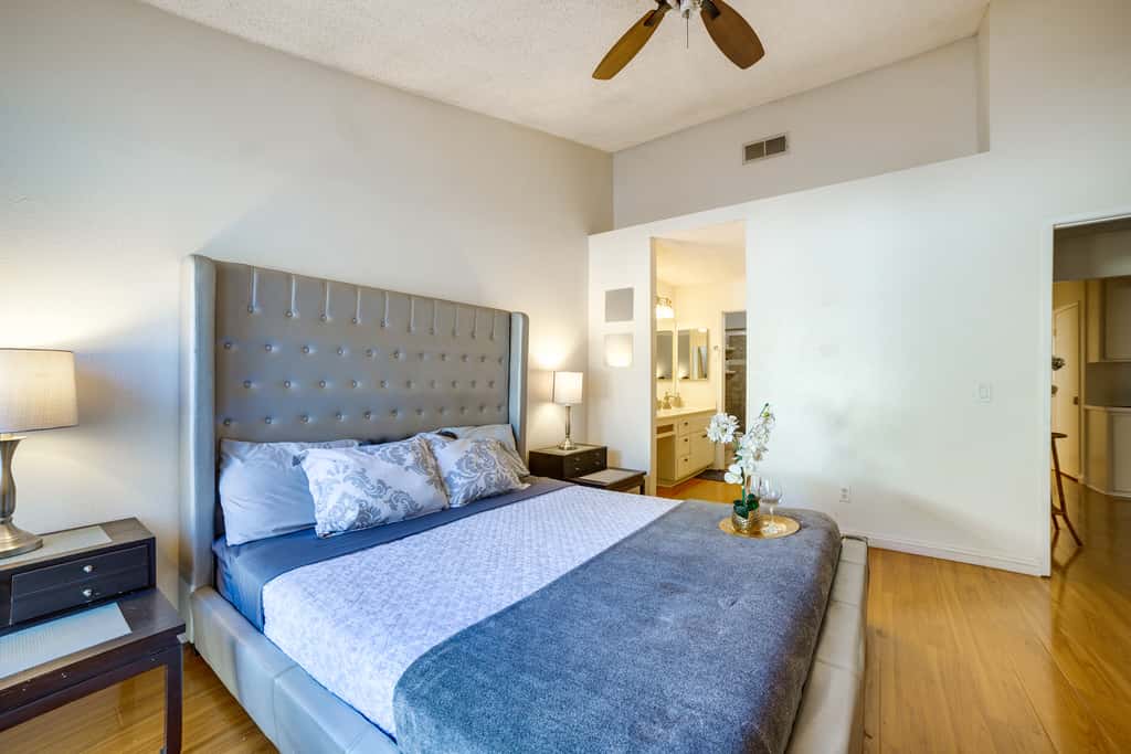 Home 8 Mi to Dtwn Riverside: Families Welcome!