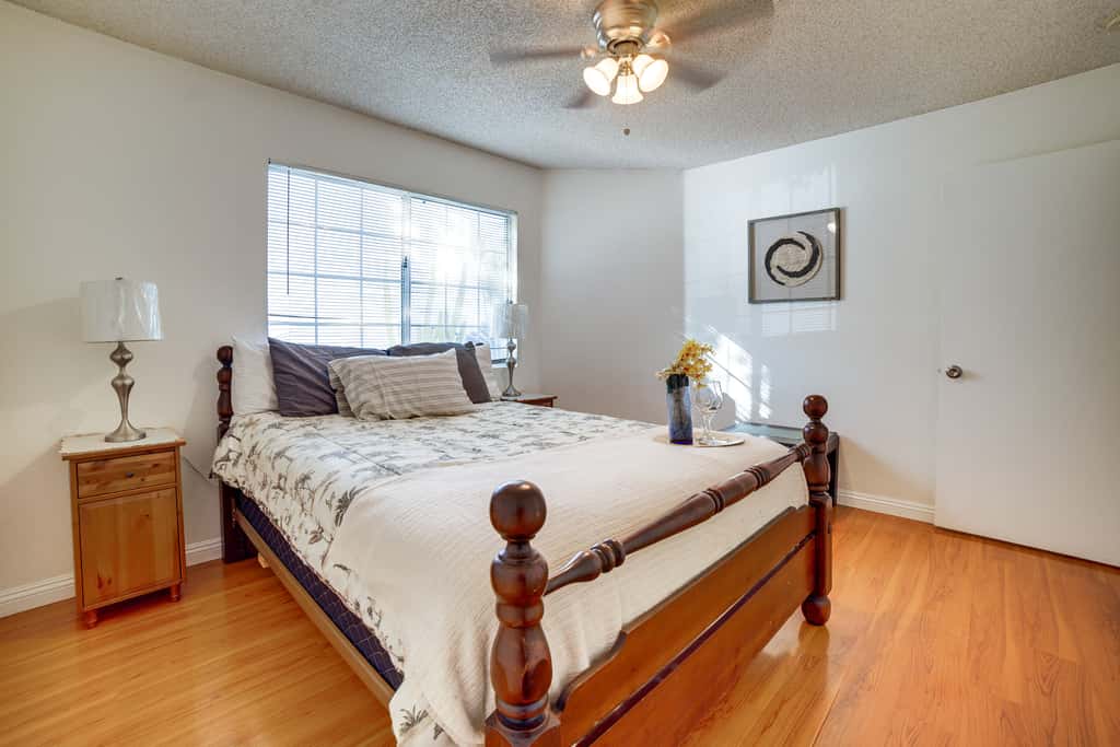 Home 8 Mi to Dtwn Riverside: Families Welcome!