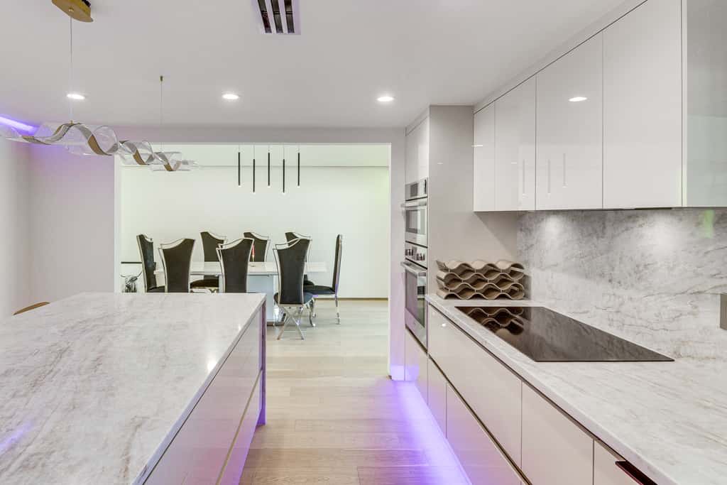 < 2 Mi to CSUN! High-End Retreat w/ Outdoor Oasis