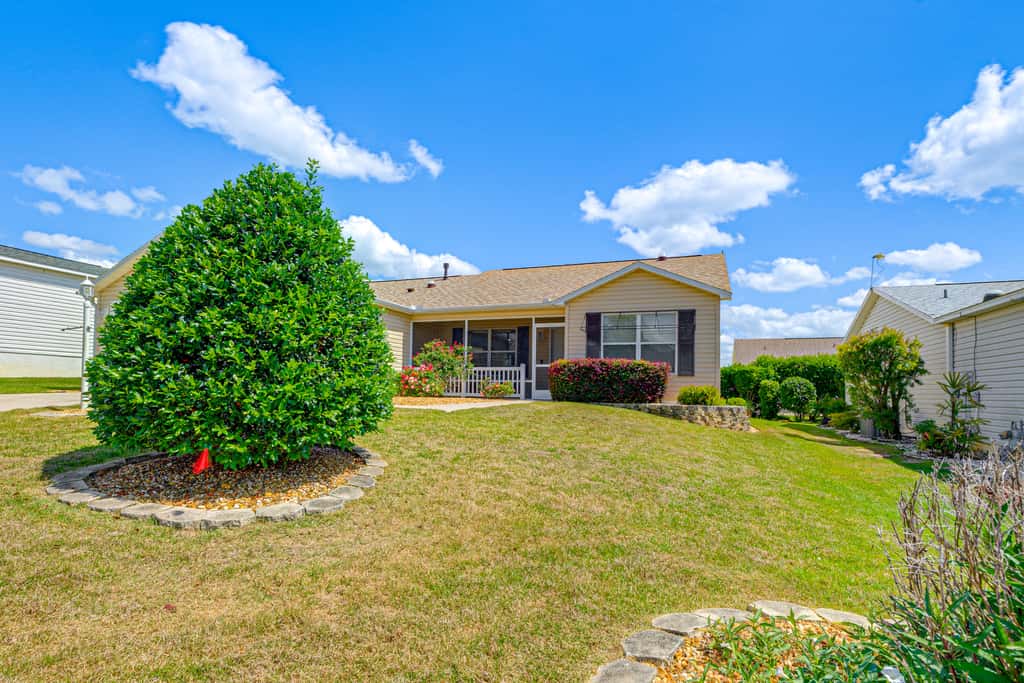 2 Mi to Lake Sumter Landing: Home in The Villages