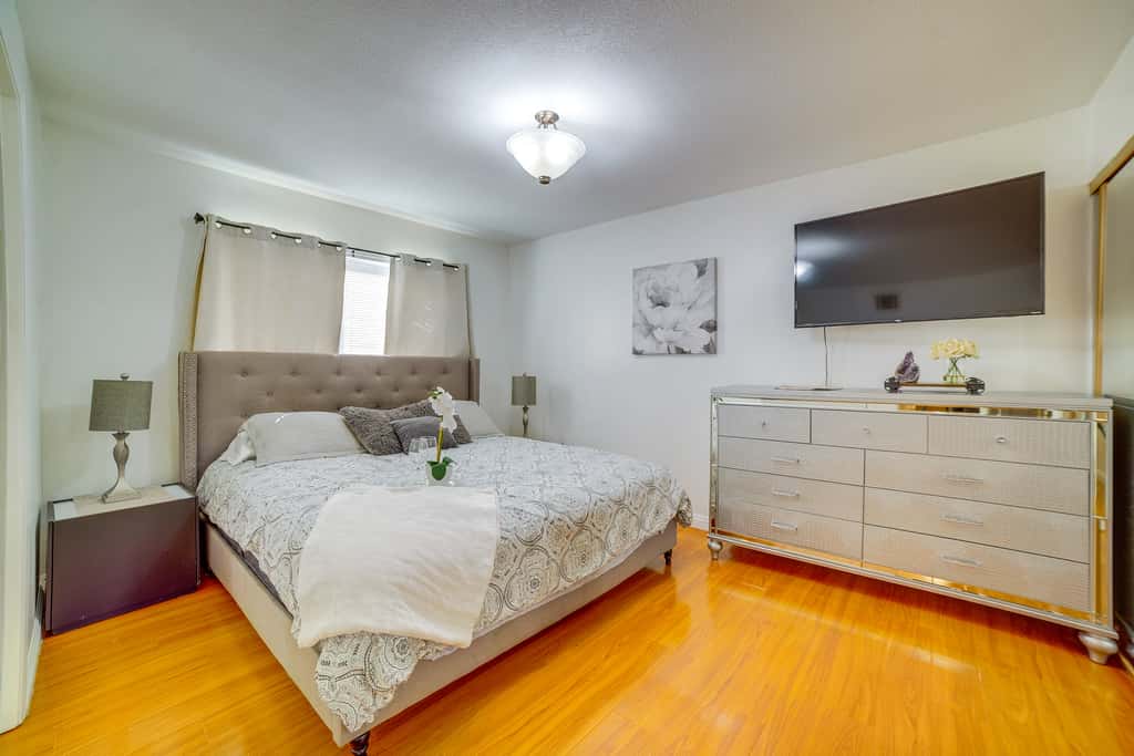 Family Gem w/ Pet-Friendly Yard! 8 Mi to Riverside
