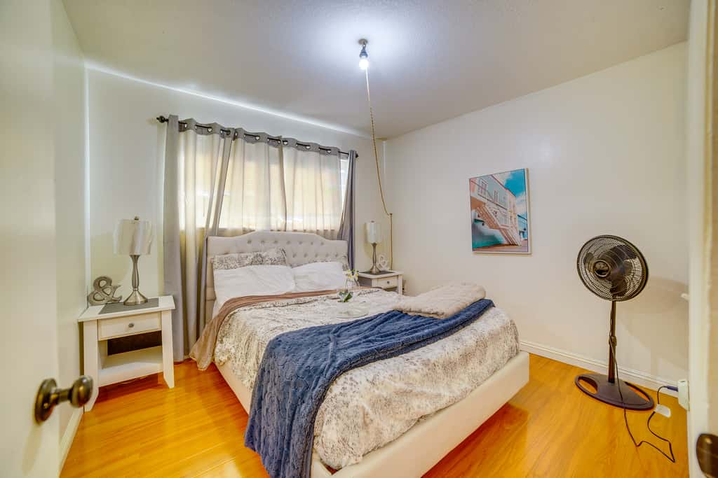 Family Gem w/ Pet-Friendly Yard! 8 Mi to Riverside