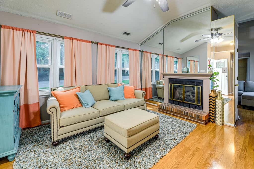 7 Mi to Camp Lejeune! Family Gem Near Golf & Shops