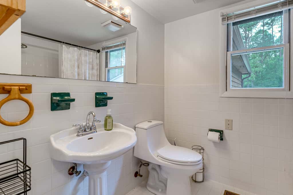 10-Acre Retreat w/ Hiking! Gateway to Holden Beach
