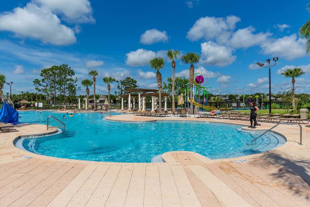 Spacious Kissimmee Villa - 3 Mi to Disney World!