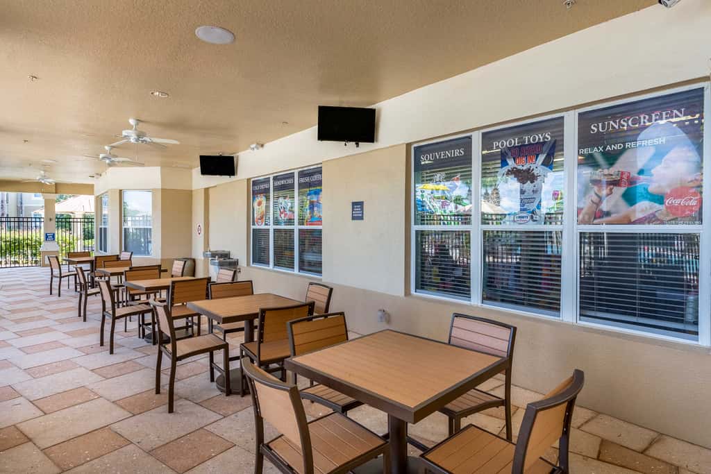 Spacious Kissimmee Villa - 3 Mi to Disney World!
