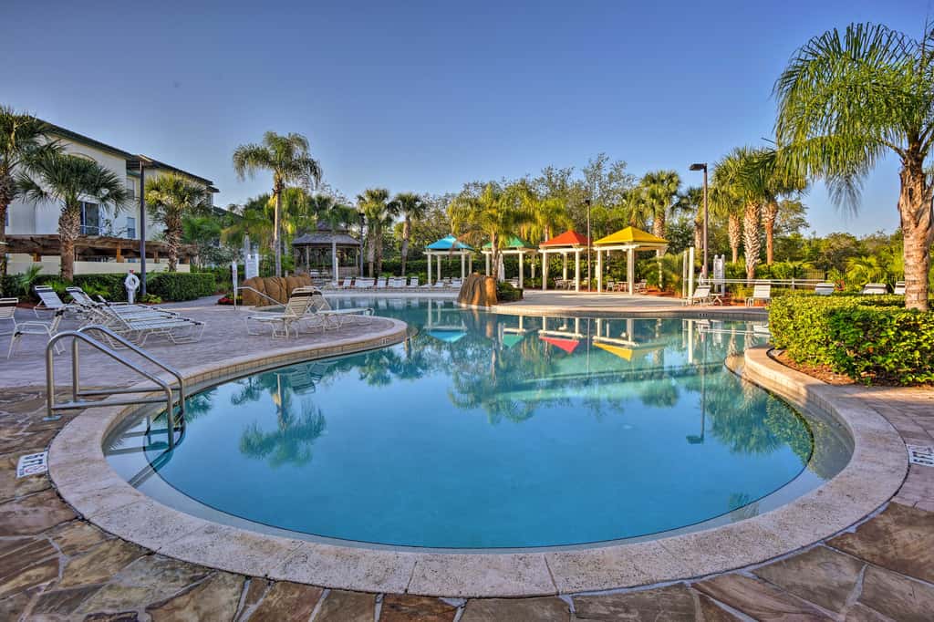 Resort-Style Condo w/ Pool: 6 Mi to Magic Kingdom