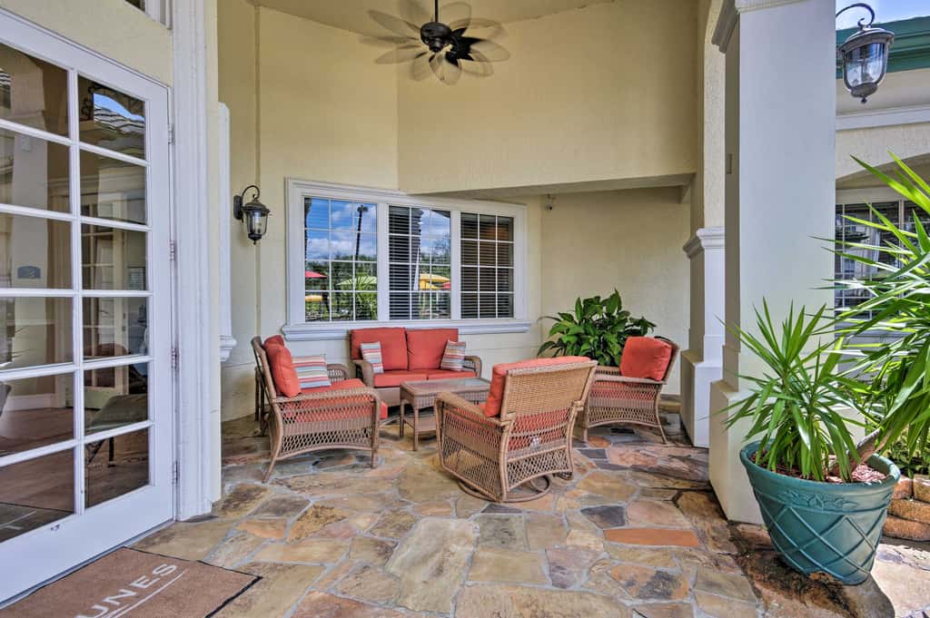 Resort-Style Condo w/ Pool: 6 Mi to Magic Kingdom
