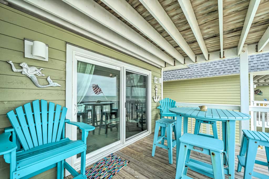 Ocean Dunes Kure Beach Condo w/ Balcony & Pool
