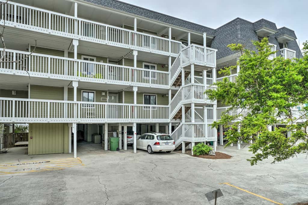 Ocean Dunes Kure Beach Condo w/ Balcony & Pool