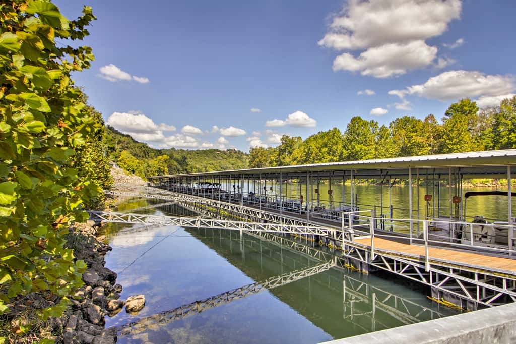 Unit 3 Mi to Branson Strip! Pool, Step-Free Access