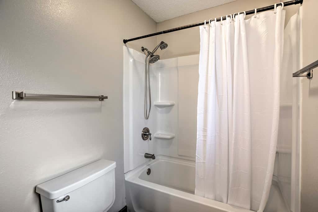 Unit 3 Mi to Branson Strip! Pool, Step-Free Access