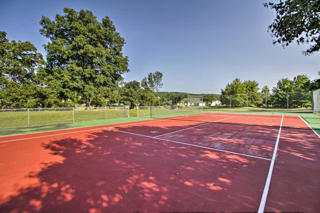 Unit 3 Mi to Branson Strip! Pool, Step-Free Access