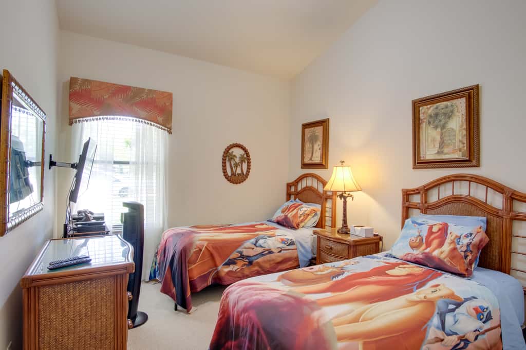 Sunny Villa w/ Lanai: 17 Mi to Disney!