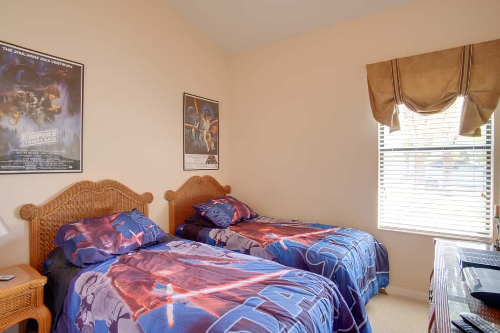 Sunny Villa w/ Lanai: 17 Mi to Disney!