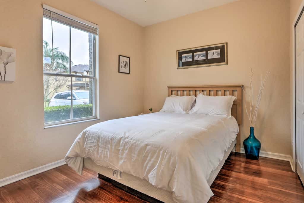Townhome w/ Resort Amenities in Davenport!