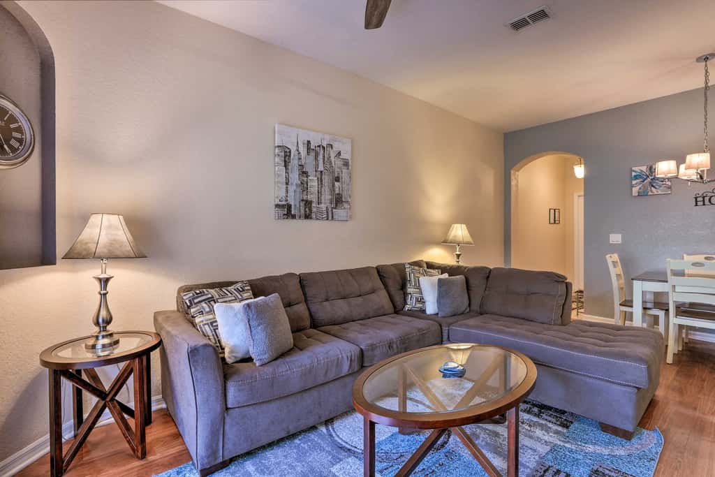 Townhome w/ Resort Amenities in Davenport!