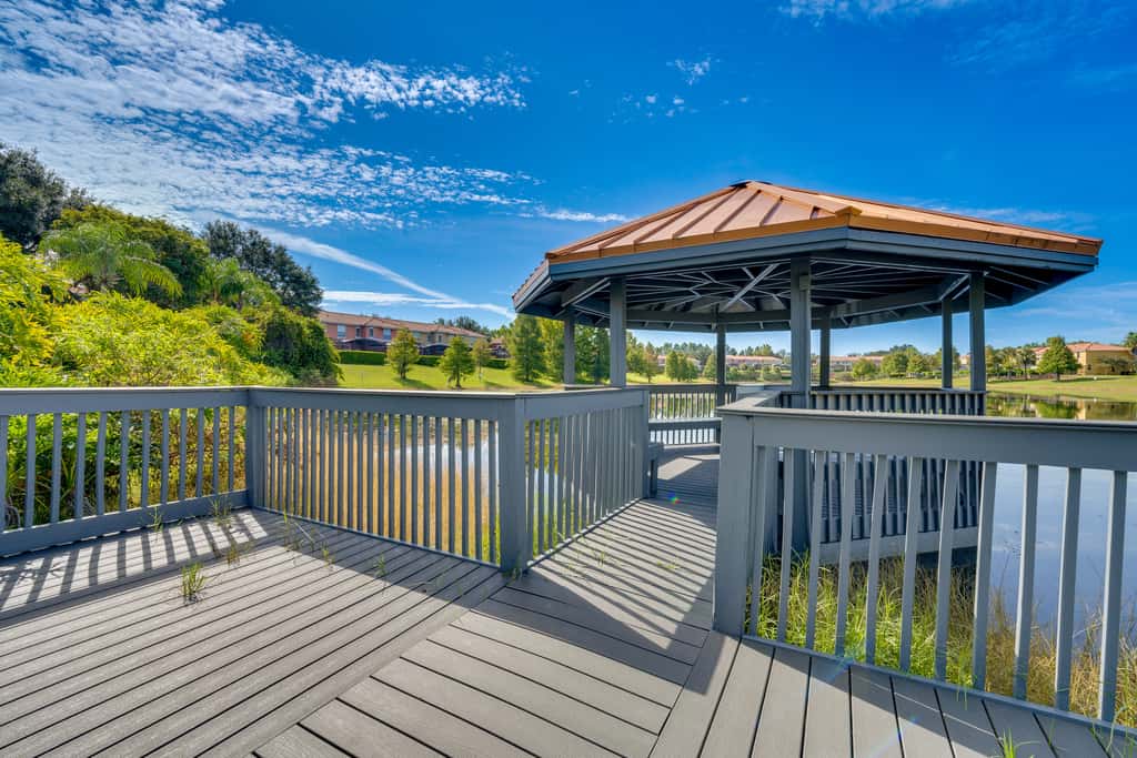 4 Mi to Disney World: Townhome w/ Hot Tub & Lanai!
