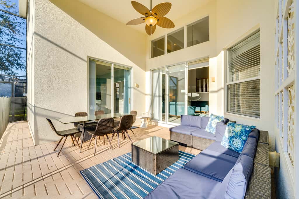 3 Mi to Disney: Family-Friendly Home!