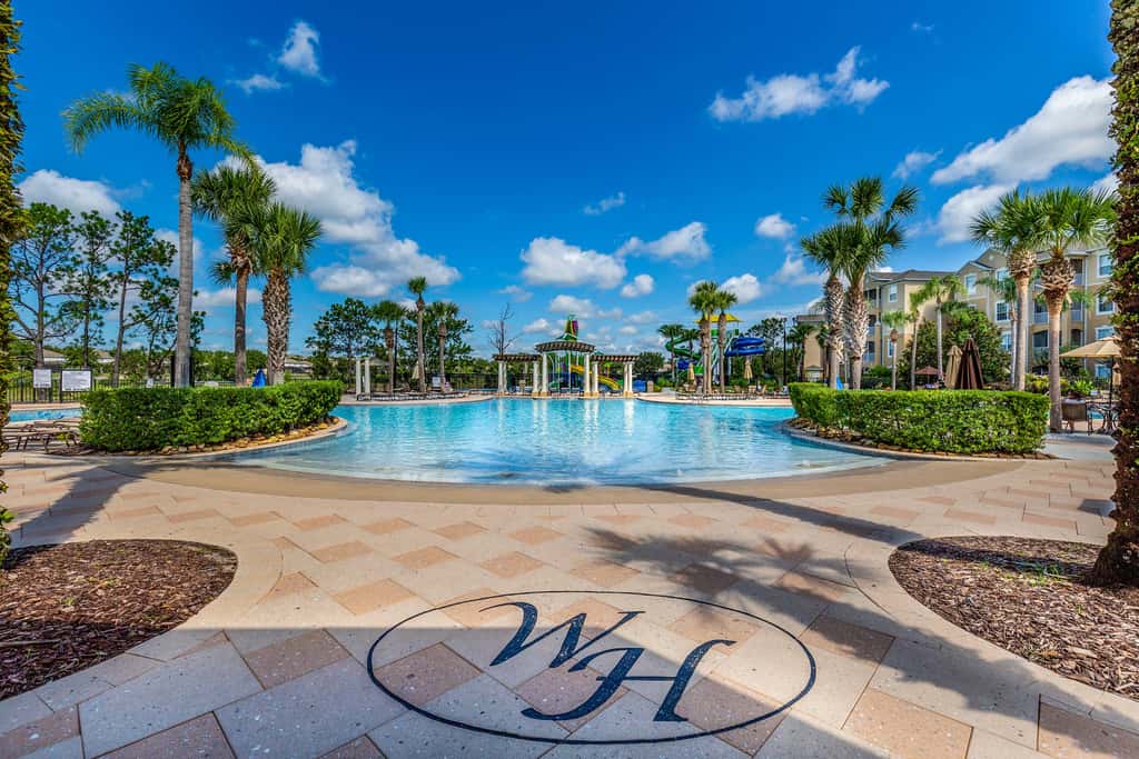 3 Mi to Disney: Family-Friendly Home!