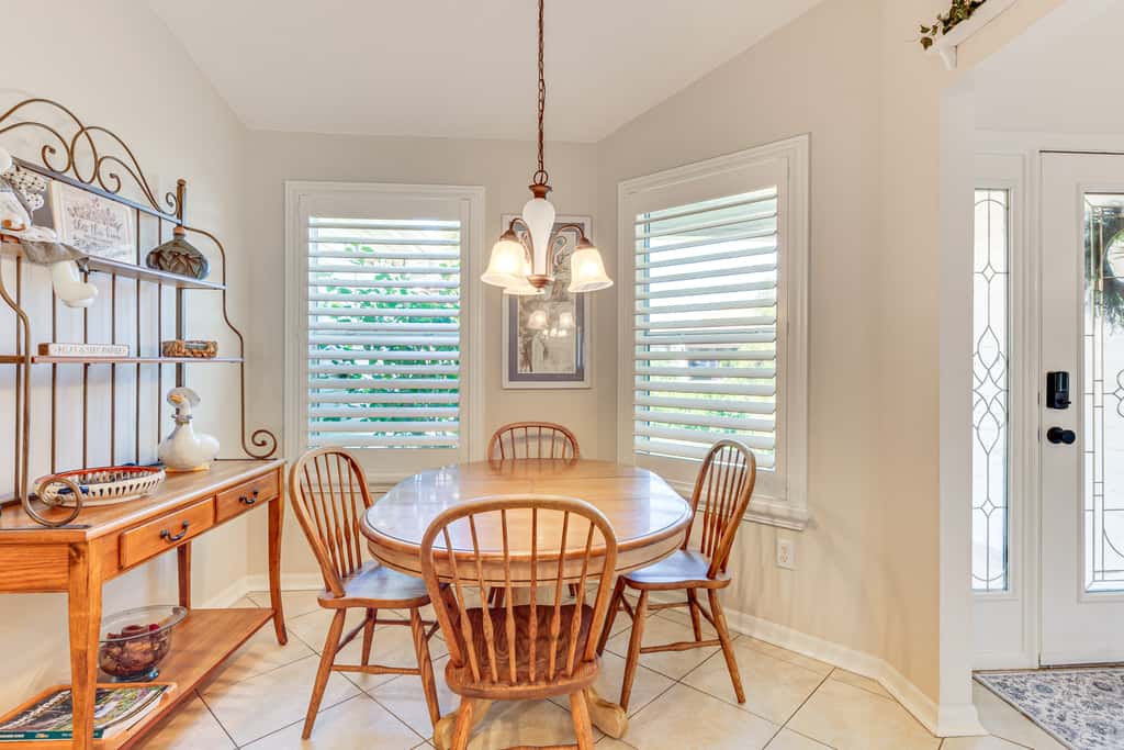 2 Mi to Lake Sumter Landing: Spacious Golf Retreat