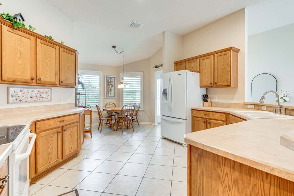2 Mi to Lake Sumter Landing: Spacious Golf Retreat